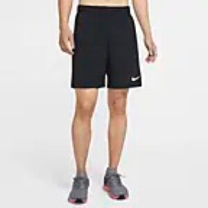 Nike Mens Woven Black Training Shorts. Size Large.